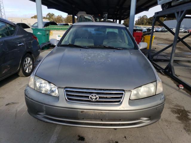 Photo 5 from auction – 2000 TOYOTA CAMRY LE with VIN JT2BG28K5Y0426647