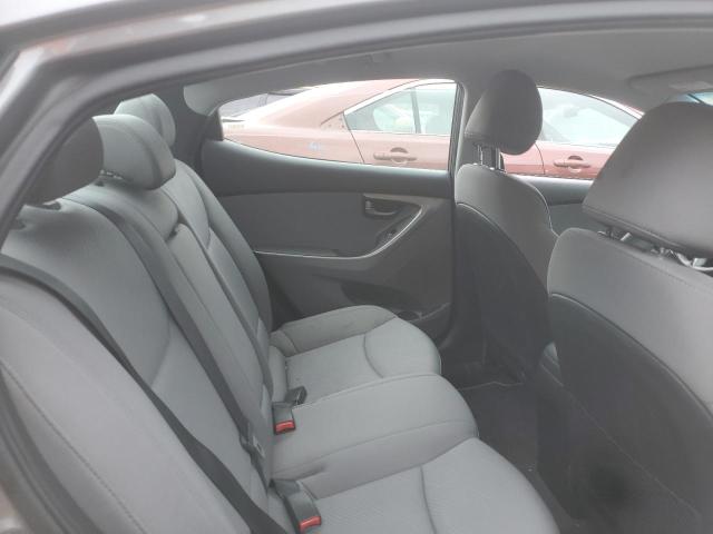 Photo 10 from auction – 2012 HYUNDAI ELANTRA GL with VIN 5NPDH4AE9CH138879