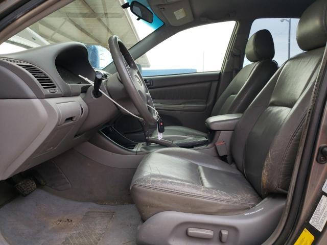 Photo 7 from auction – 2002 TOYOTA CAMRY LE with VIN 4T1BE30K12U573624