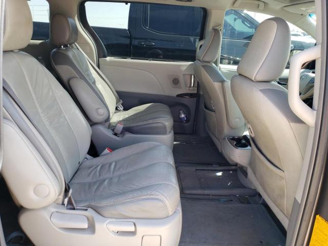 Photo 11 from auction – 2011 TOYOTA SIENNA XLE with VIN 5TDYK3DC2BS164305