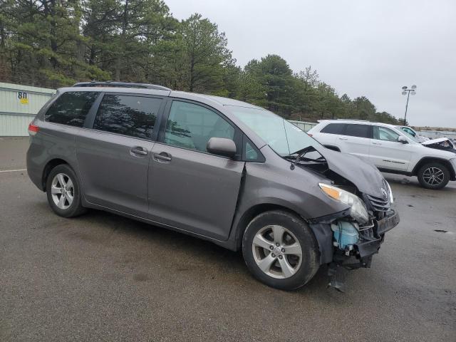 Photo 4 from auction – 2014 TOYOTA SIENNA LE with VIN 5TDKK3DCXES421656