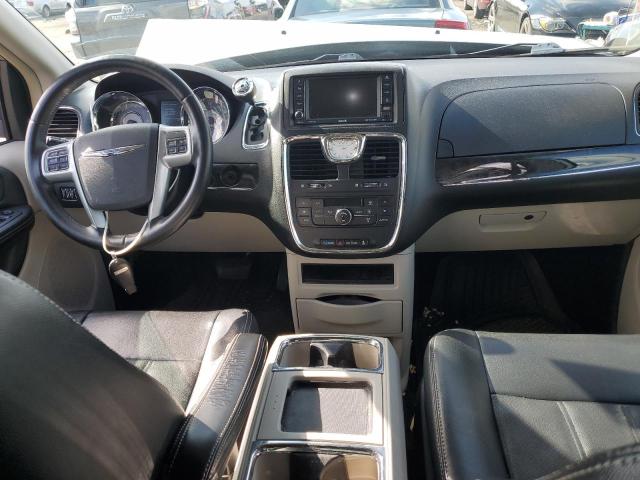 Photo 8 from auction – 2012 CHRYSLER TOWN & COU with VIN 2C4RC1BG4CR282216