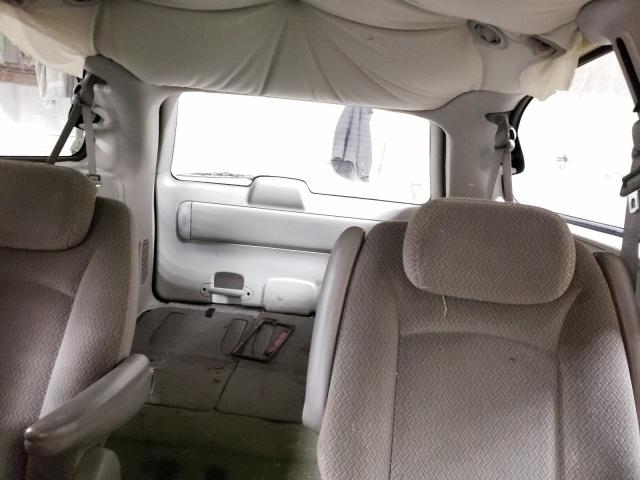 Photo 10 from auction – 2006 CHRYSLER TOWN & COU with VIN 2A4GP44RX6R637691