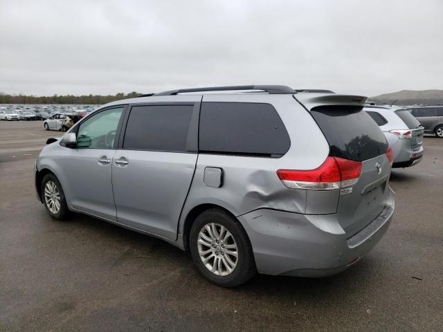 Photo 2 from auction – 2014 TOYOTA SIENNA XLE with VIN 5TDYK3DC6ES459587