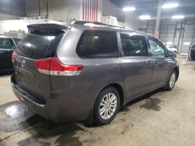 Photo 3 from auction – 2013 TOYOTA SIENNA XLE with VIN 5TDYK3DC9DS299235