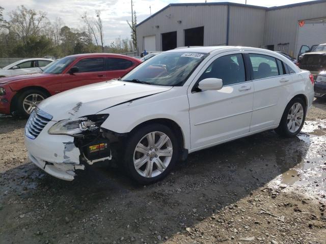 CHRYSLER 200 TOURIN 2013 with VIN 1C3CCBBB2DN639671 - Photo from auction