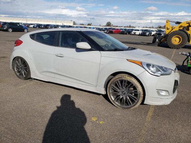 Photo 4 from auction – 2013 HYUNDAI VELOSTER with VIN KMHTC6AD9DU131298