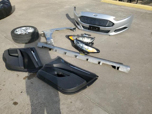 Photo 12 from auction – 2016 FORD FUSION SE with VIN 3FA6P0H7XGR382495