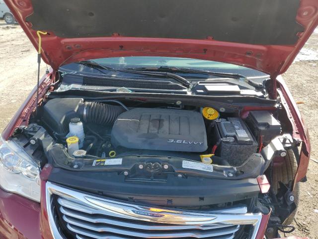 Photo 12 from auction – 2016 CHRYSLER TOWN & COU with VIN 2C4RC1CG5GR239069