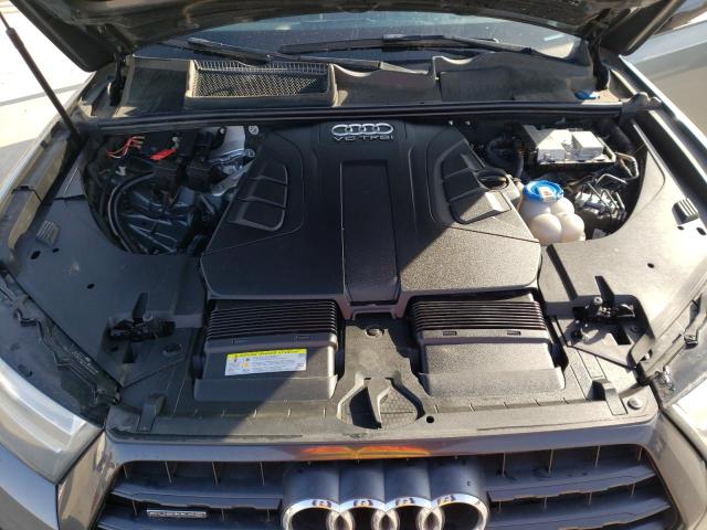 Photo 12 from auction – 2017 AUDI Q7 PRESTIG with VIN WA1VAAF71HD024562