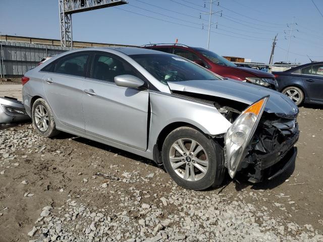 Photo 4 from auction – 2013 HYUNDAI SONATA GLS with VIN 5NPEB4AC2DH569943