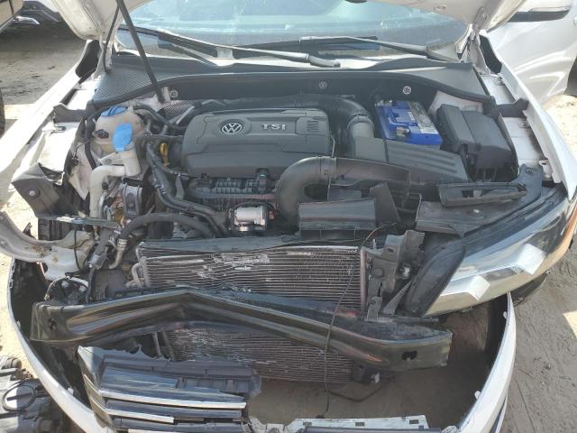Photo 11 from auction – 2014 VOLKSWAGEN PASSAT S with VIN 1VWAS7A31EC034726