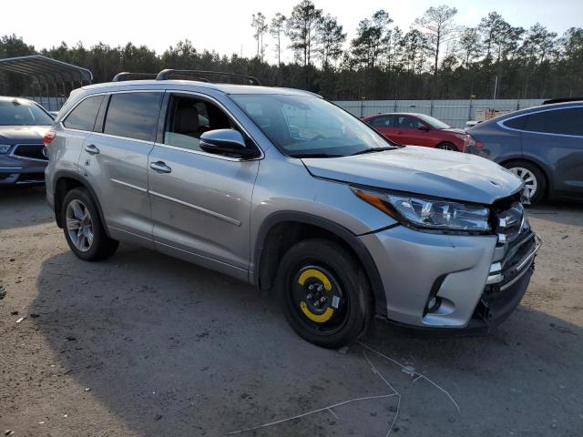 Photo 4 from auction – 2019 TOYOTA HIGHLANDER with VIN 5TDDZRFH7KS979685