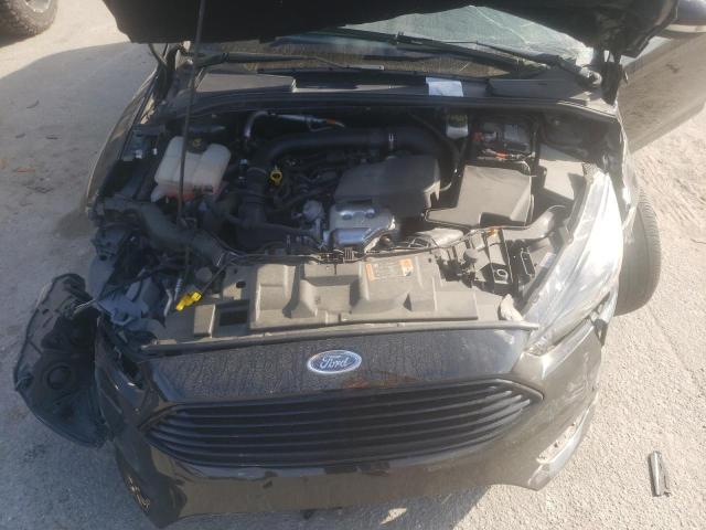 Photo 11 from auction – 2017 FORD FOCUS SE with VIN 1FADP3FE5HL223037