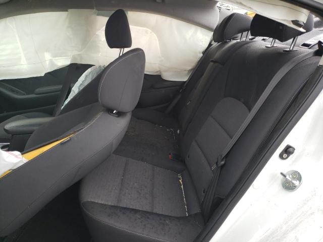 Photo 10 from auction – 2018 KIA FORTE LX with VIN 3KPFL4A77JE257394