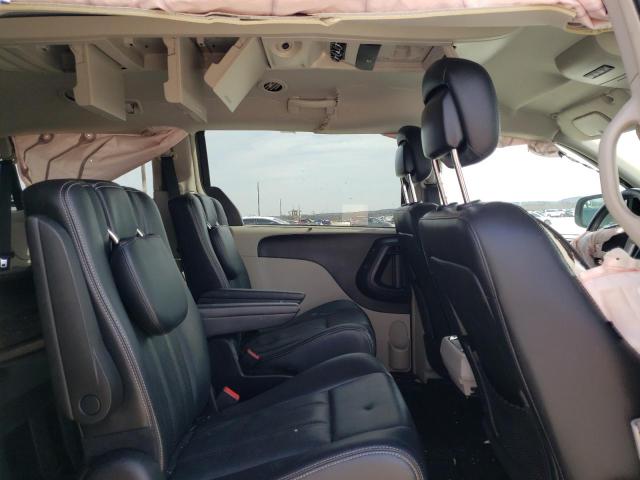 Photo 11 from auction – 2016 CHRYSLER TOWN & COU with VIN 2C4RC1CG4GR248264