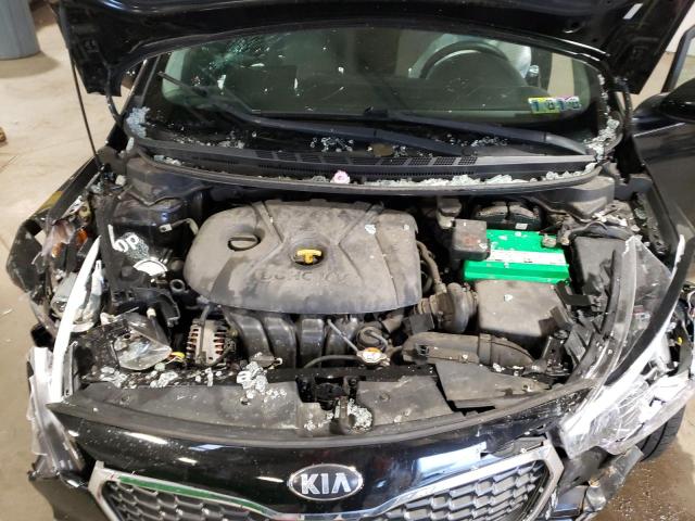 Photo 11 from auction – 2016 KIA FORTE LX with VIN KNAFX4A65G5521189