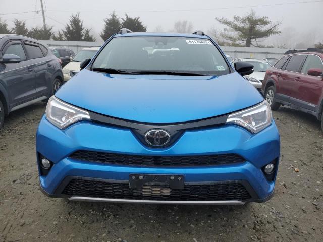 Photo 5 from auction – 2018 TOYOTA RAV4 SE with VIN JTMJFREV9JJ257729