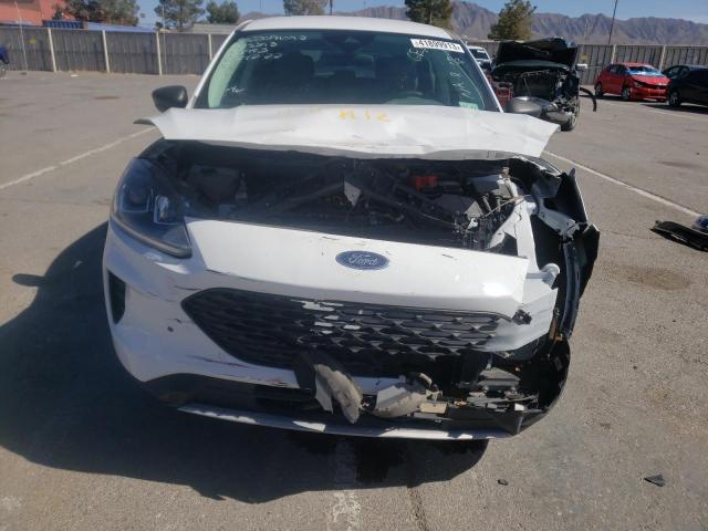 Photo 5 from auction – 2021 FORD ESCAPE S with VIN 1FMCU0F60MUA48234