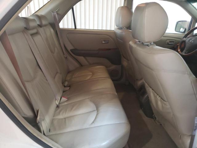 Photo 11 from auction – 2002 LEXUS RX 300 with VIN JTJGF10U920130333