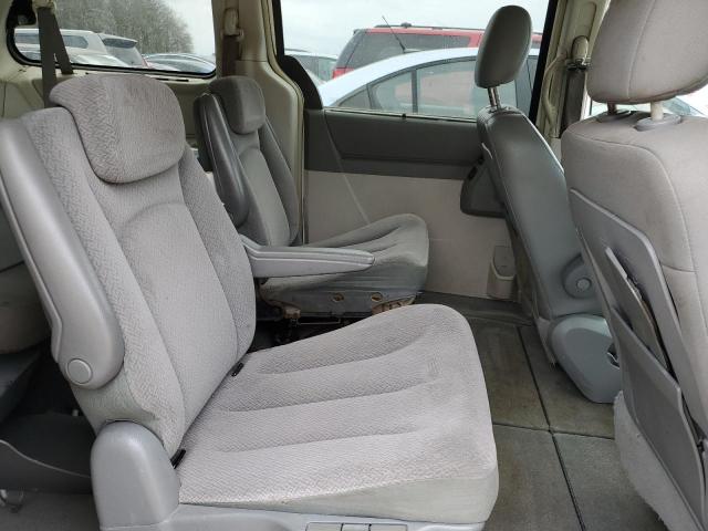 Photo 11 from auction – 2010 CHRYSLER TOWN & COU with VIN 2A4RR5D19AR170047