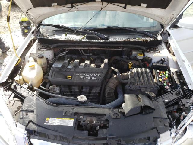 Photo 11 from auction – 2013 CHRYSLER 200 TOURIN with VIN 1C3CCBBB2DN639671