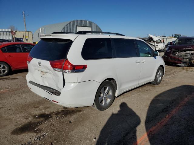 Photo 3 from auction – 2011 TOYOTA SIENNA LE with VIN 5TDKK3DC4BS146569