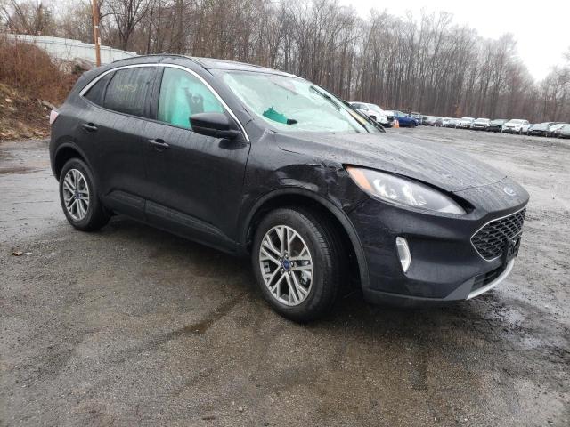 Photo 4 from auction – 2022 FORD ESCAPE SEL with VIN 1FMCU9H66NUB92163