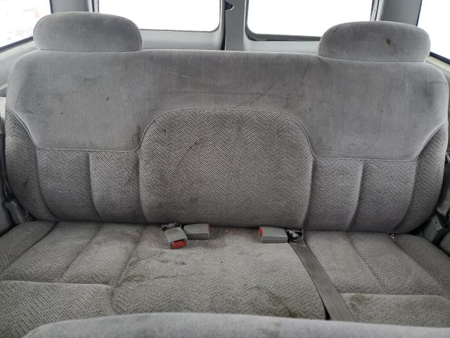 Photo 10 from auction – 1997 GMC SUBURBAN with VIN 3GKFK16R3VG520703
