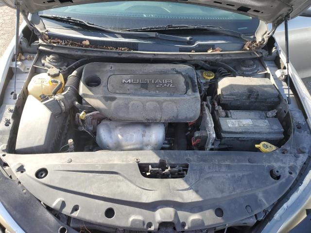 Photo 11 from auction – 2015 CHRYSLER 200 LIMITE with VIN 1C3CCCAB8FN628491