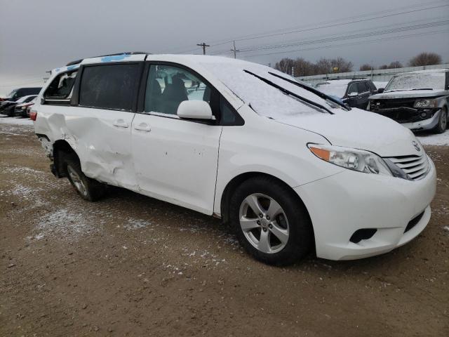 Photo 4 from auction – 2016 TOYOTA SIENNA LE with VIN 5TDKK3DC4GS744071