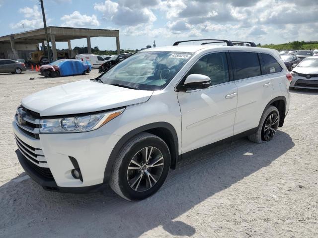 TOYOTA HIGHLANDER 2019 with VIN 5TDBZRFH0KS947247 - Photo from auction