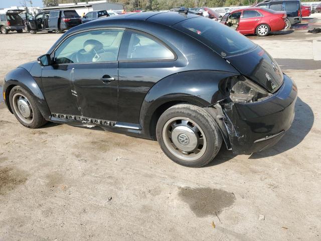 Photo 2 from auction – 2013 VOLKSWAGEN BEETLE with VIN 3VWJX7AT2DM646559