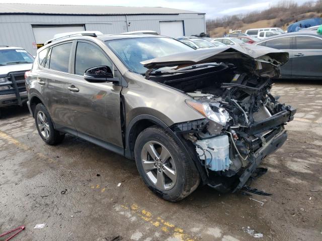 Photo 4 from auction – 2015 TOYOTA RAV4 XLE with VIN JTMRFREV0FD159178