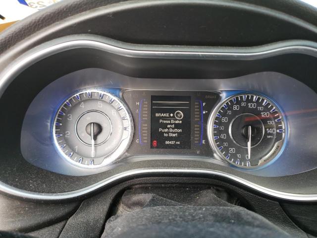 Photo 9 from auction – 2015 CHRYSLER 200 LIMITE with VIN 1C3CCCABXFN699126