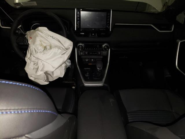 Photo 8 from auction – 2022 TOYOTA RAV4 XSE with VIN 4T3E6RFV0NU095920