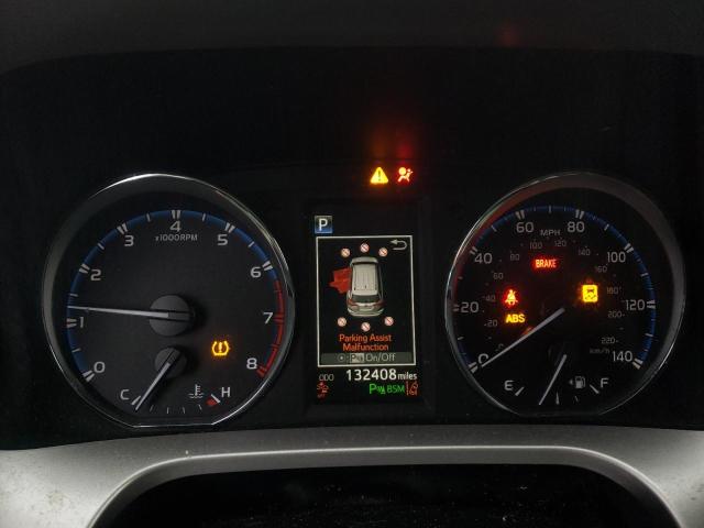 Photo 9 from auction – 2017 TOYOTA RAV4 LIMIT with VIN JTMDFREV8HJ705109