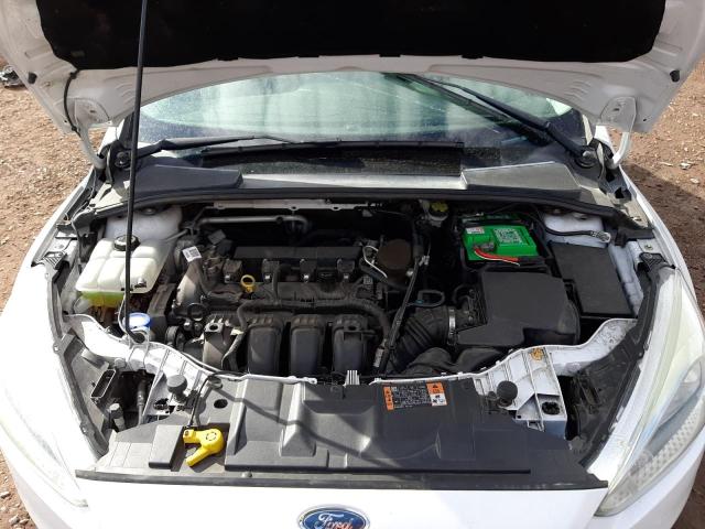 Photo 11 from auction – 2015 FORD FOCUS SE with VIN 1FADP3K24FL276062