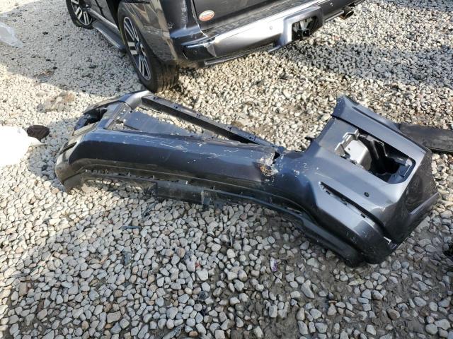 Photo 13 from auction – 2017 TOYOTA 4RUNNER SR with VIN JTEZU5JR9H5153198