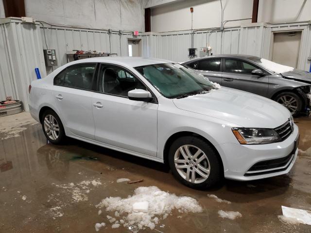 Photo 4 from auction – 2018 VOLKSWAGEN JETTA S with VIN 3VW2B7AJ9JM245605