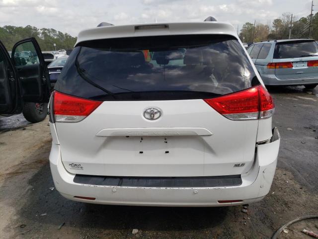 Photo 6 from auction – 2011 TOYOTA SIENNA XLE with VIN 5TDYK3DC2BS120966