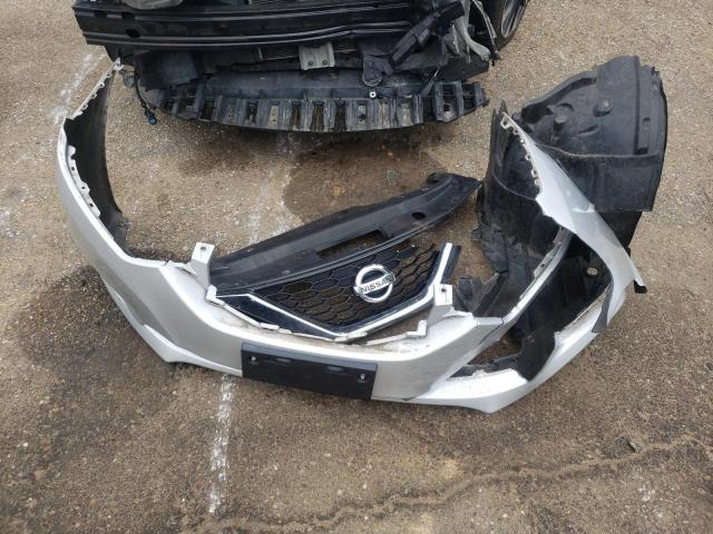 Photo 12 from auction – 2016 NISSAN SENTRA S with VIN 3N1AB7AP1GY252992