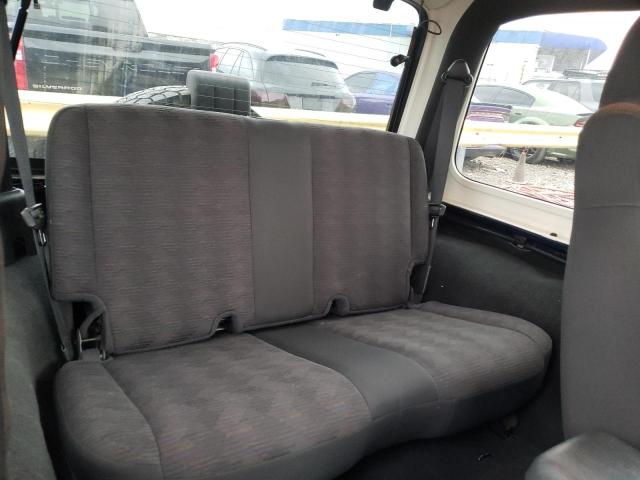 Photo 11 from auction – 2005 JEEP WRANGLER X with VIN 1J4FA39S35P301013