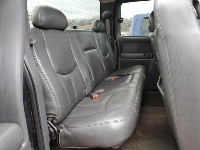 Photo 11 from auction – 2004 CHEVROLET SILVERADO with VIN 1GCHK29294E321251