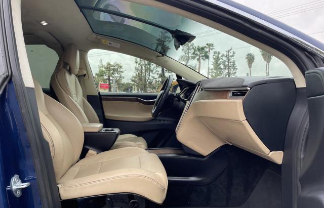 Photo 5 from auction – 2016 TESLA MODEL X with VIN 5YJXCAE29GF031944