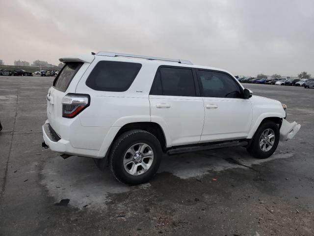 Photo 3 from auction – 2015 TOYOTA 4RUNNER SR with VIN JTEZU5JR2F5104146