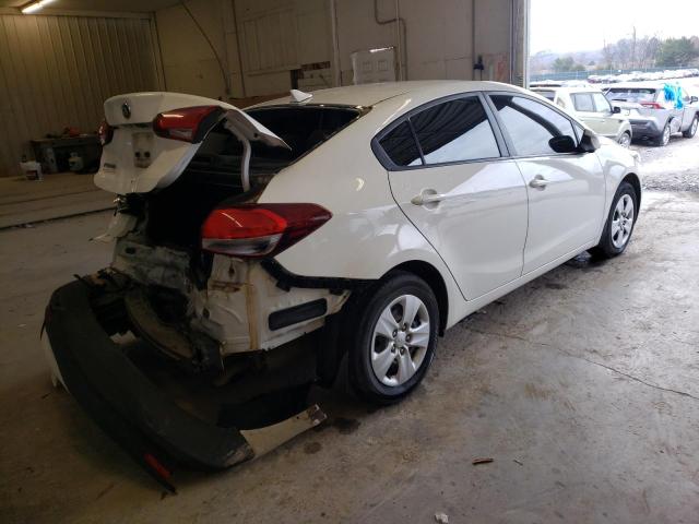 Photo 3 from auction – 2017 KIA FORTE LX with VIN 3KPFK4A78HE114256