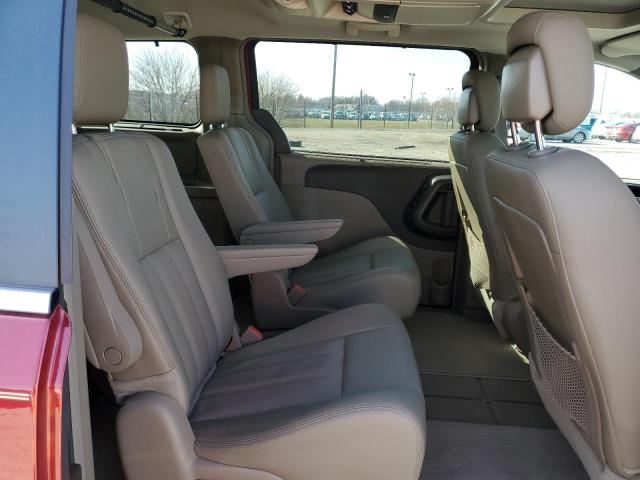 Photo 11 from auction – 2016 CHRYSLER TOWN & COU with VIN 2C4RC1CG5GR239069
