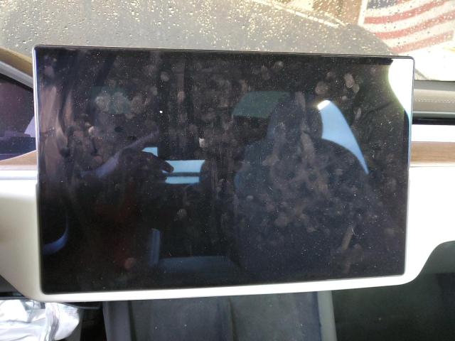 Photo 9 from auction – 2022 TESLA MODEL X with VIN 7SAXCBE50NF362928