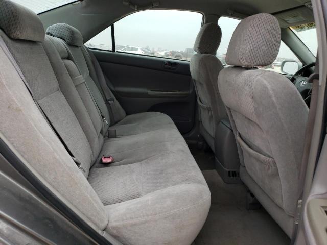 Photo 10 from auction – 2004 TOYOTA CAMRY LE with VIN 4T1BE32K74U837641